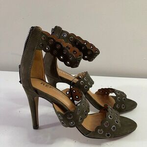 Report Apollo Sandals Womens 6 Olive Green Grommet Scalloped Heel